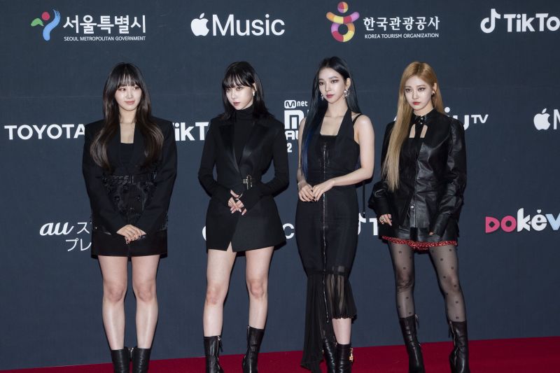 Girl group K-pop siap ramaikan industri musik tahun 2022